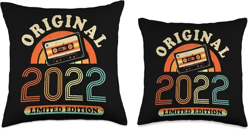 Vista 3 de Retro Limited Edition 2022 Cassette Tape 4th Birthday Throw Pillow
