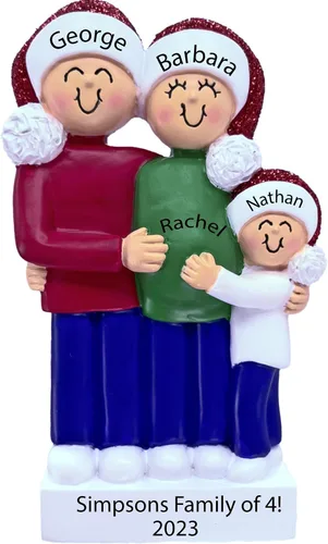 Vista 10 de Adorno de Navidad para bebé en espera personalizado 2025 – Adorno personalizado para anuncio de embarazo, recuerdo para la familia, decoración