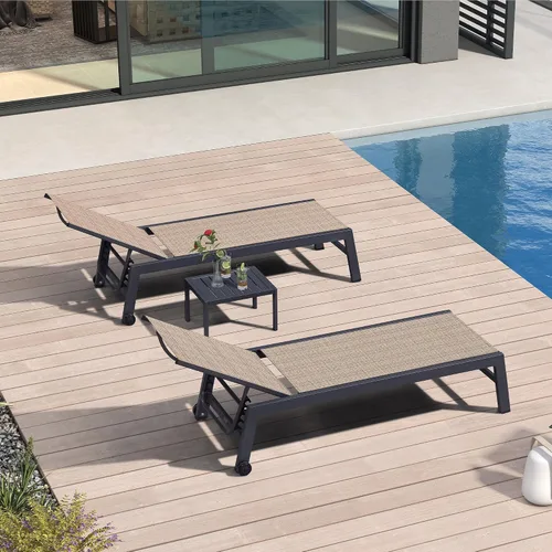 Vista 22 de PURPLE LEAF Juego de 2 tumbonas de aluminio para patio al aire libre con ruedas y mesa auxiliar, tumbona de piscina para jardín al aire libre, junto
