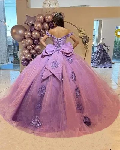 Vista 3 de Youjiayi Vestidos de quinceañera con hombros descubiertos, vestido de baile floral 3D Sweet 15 16, vestidos hinchados de graduación con tren YJY77