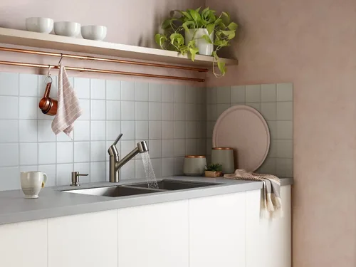 Vista 2 de Moen Sombra Spot Resist 87701SRS - Grifo de cocina con rociador extraíble de una sola manija de acero inoxidable con dispensador de jabón y limpieza