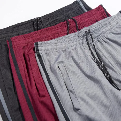 Vista 3 de Real Essentials Paquete de 3 pantalones deportivos de malla Tech para hombre con bolsillos (disponibles en tallas grandes y altas)