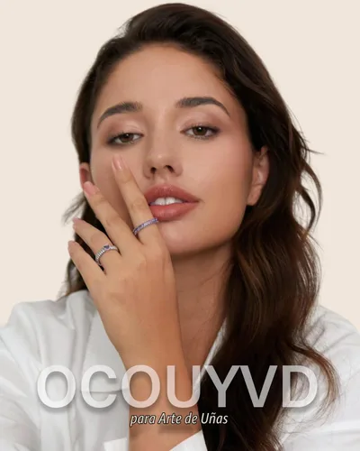 Vista 7 de Uñas postizas a presión con punta francesa degradada azul, uñas postizas cortas con forma cuadrada, diseño de corazón, diseño de amor, uñas postizas