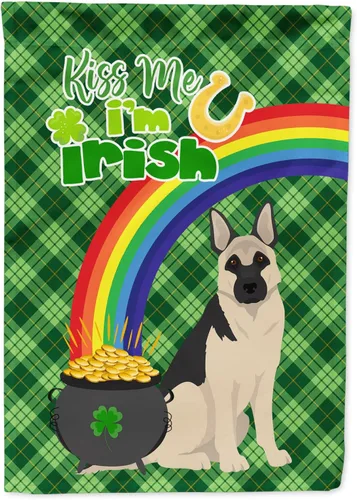 Vista 30 de Caroline's Treasures WDK4731GF - Bandera decorativa para jardín del día de San Patricio, color negro y tostado, Airedale Terrier, para jardín