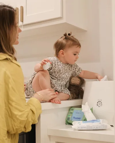 Vista 8 de Mustela Baby Home Toallitas limpiadoras compostables – Para la cara, el cuerpo y el área del pañal – 99% de ingredientes de origen natural y fibras