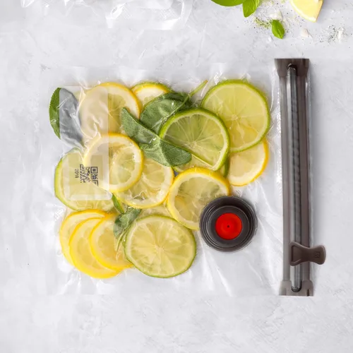 Vista 3 de ZWILLING Fresh & Save - Juego de máquina selladora al vacío de 4 piezas, 4 pequeñas bolsas reutilizables para aperitivos, bolsas Sous Vide
