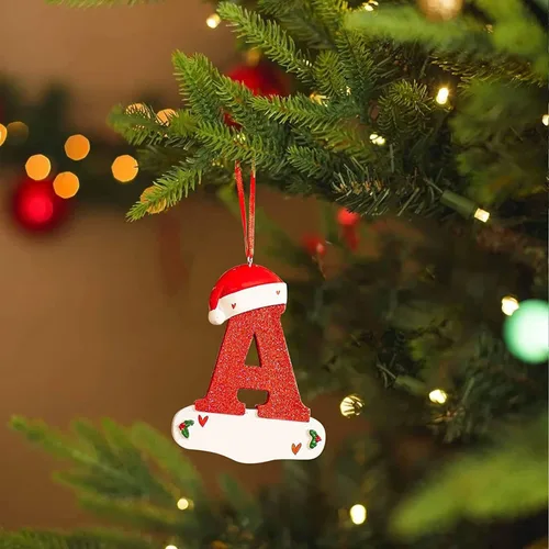 Vista 3 de Adornos de letras iniciales de Navidad personalizadas, sombrero rojo, letras de adorno para árbol de Navidad, decoración colgante de Navidad (A)