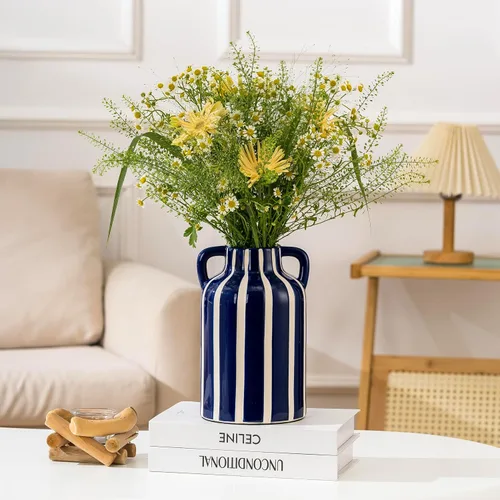 Vista 7 de Jarrón de cerámica azul y blanco con rayas a cuadros con asas, jarrones azul marino florales bohemios modernos para centros de mesa, decoración