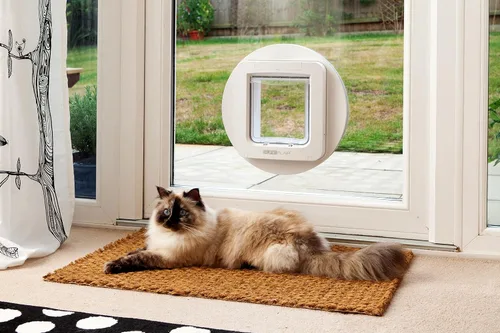 Vista 3 de SureFlap - Puerta para mascotas con microchip Sure Petcare (blanca)