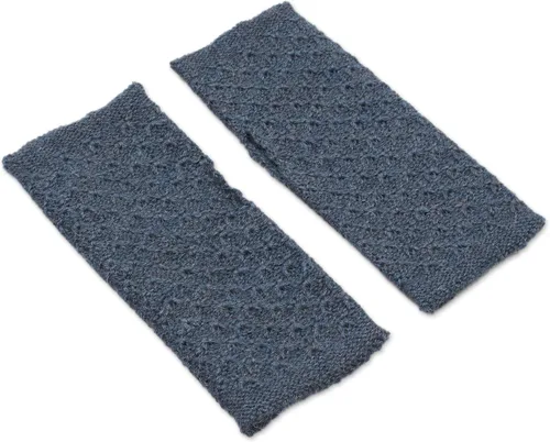 Vista 3 de NOVICA Patrón apasionado en verde azulado 100% alpaca bebé guantes sin dedos, Azul
