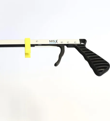 Vista 4 de NRS Healthcare L36195 Ready Reacher - Longitud de ayuda de alcance 66 cm (26") (elegible para alivio del IVA en el Reino Unido)