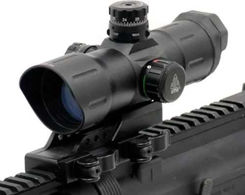 Vista 2 de UTG Mira de 6 pulgadas ITA rojo/verde CQB con punto T con soporte QD compensado