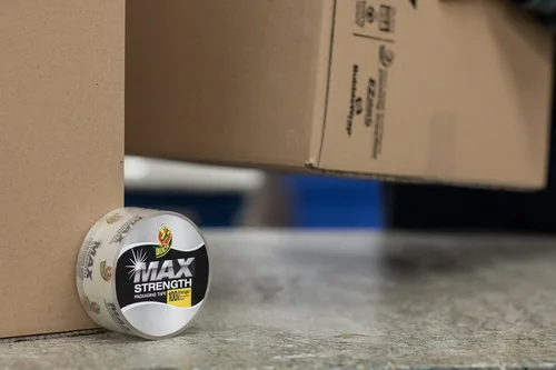 Vista 2 de Duck Max Strength Recambio de Cinta de Embalaje Transparente - Cinta de Embalaje de Máxima Resistencia para Uso Pesado para Cajas de Envío y Mudanza