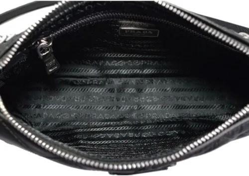 Vista 7 de Prada Bolso de hombro convertible negro con cadena de nailon Tessuto acolchado 1BH026, Negro