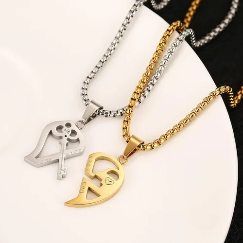 Vista 4 de STWTR Collar de pareja para hombres y mujeres, colgante de amor con circonita cúbica a juego, colgante de acero inoxidable a juego