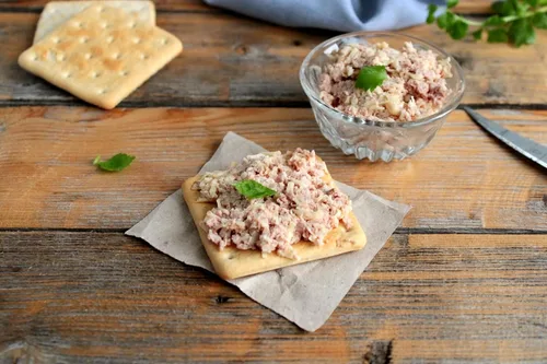 Vista 7 de Hígado de bacalao viejo Riga enlatado en aceite propio, 4.27 onzas, fuente natural de omega-3, rico en vitaminas A y D, de bacalao fresco