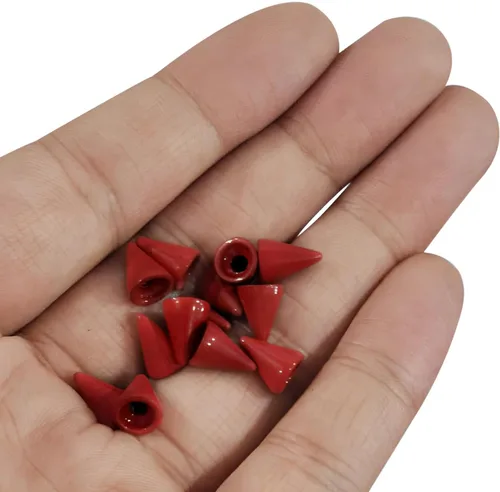Vista 5 de uxcell 100 juegos de tachuelas de cono de 0.39 x 0.394 pulgadas y remaches de metal para ropa, cinturones, bolsas, zapatos, manualidades, cuero, Rojo