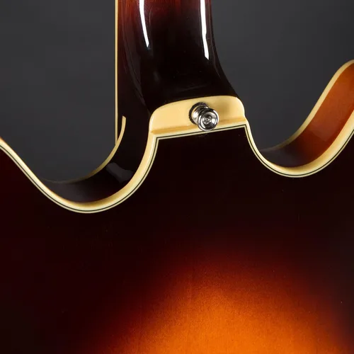 Vista 9 de Guild Guitars Starfire IV ST - Guitarra eléctrica de cuerpo semihueco, explosión antigua, doble corte con cola de parada, colección Newark St