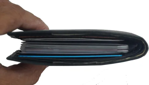 Vista 5 de Billetera de piel para hombre con inserto de vinilo resistente