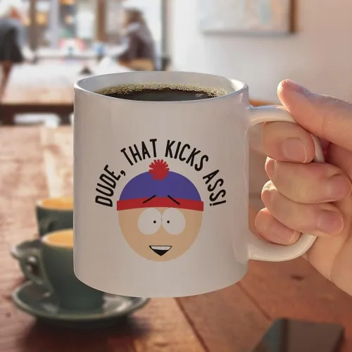 Vista 4 de South Park Stan That Kicks A** - Taza de café de cerámica, novedosa taza de regalo para café, té y bebidas calientes, 11 onzas, color blanco