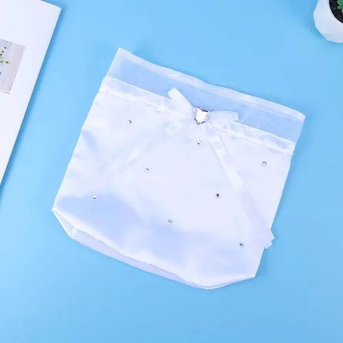 Vista 6 de BESTOYARD Bolso de mano de satén con decoración de flores de perlas, bolso de dama de honor con cordón para artículos esenciales del día de la boda
