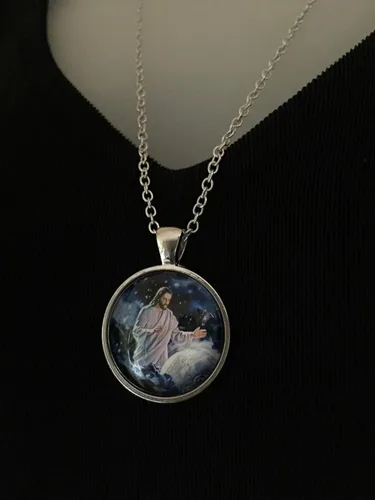 Vista 3 de Blazing Autumn Collares con colgante cristianocatólicoJesucristocristianoreligioso
