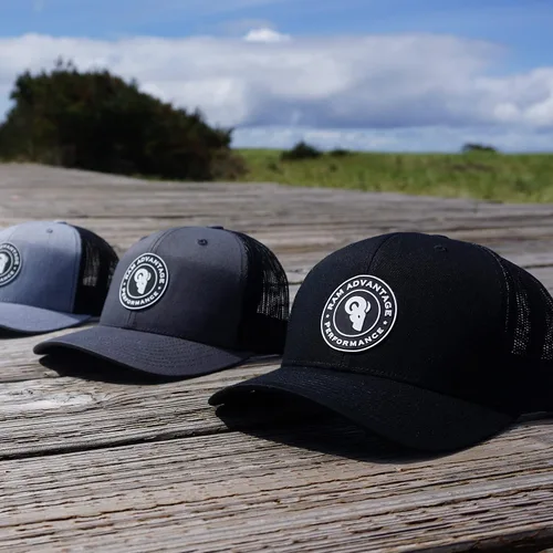 Vista 4 de RAM ADVANTAGE Gorra de camionero de rendimiento Gorra con parche de PVC de alta calidad, duradera, ajuste cómodo