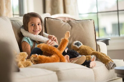 Vista 5 de Wild Republic Juguete de peluche de mono, animal de peluche, juguete de peluche, regalos para niños, colgante, 22 pulgadas
