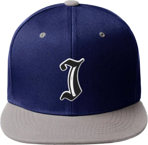 Vista 704 de Daxton Gorra clásica con visera de billete plano con letras del alfabeto inglés antiguo de la A a la Z
