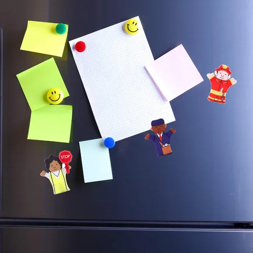 Vista 6 de Imán Happy Helpers People - Juego de juguetes para nevera, tabla y refrigerador, tela suave, 12 piezas, variedad de personajes de personas