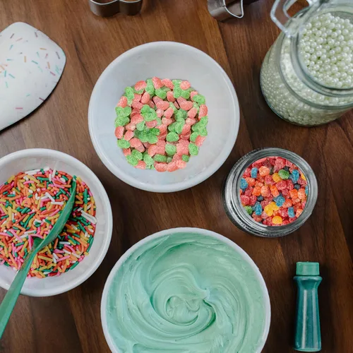 Vista 9 de SOUR PATCH KIDS Bites Soft & Chewy Candy, caramelos a granel, 12 bolsas de 12 oz
