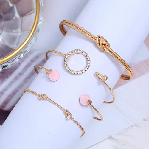 Vista 5 de SILANER Juego de pulseras de cadena de oro para mujeres y niñas, chapadas en oro de 14 quilates, delicadas, bohemias, eslabones cubanos, clip