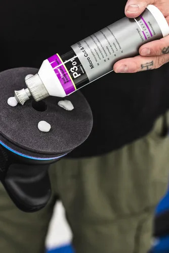 Vista 3 de Koch-Chemie - Compuesto de pulido de micro corte y acabado con cera de carnauba - Eliminación permanente de hologramas, arañazos finos y marcas