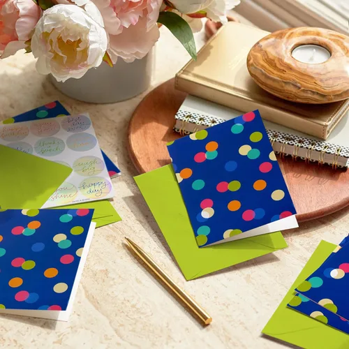 Vista 2 de Tarjetas de nota personalizables con confeti de Hallmark con pegatinas (12 tarjetas en blanco con sobres) para cumpleaños, agradecimiento