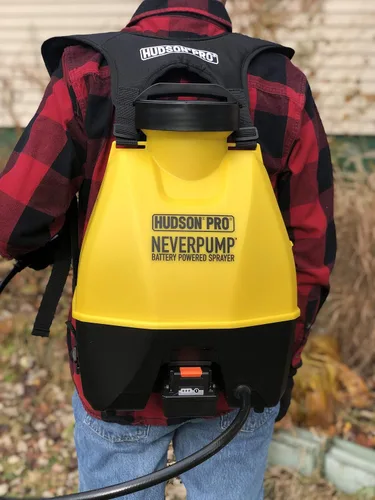 Vista 2 de HUDSON 19001 NeverPump Bak-Pak Rociador de 4 galones, amarillo
