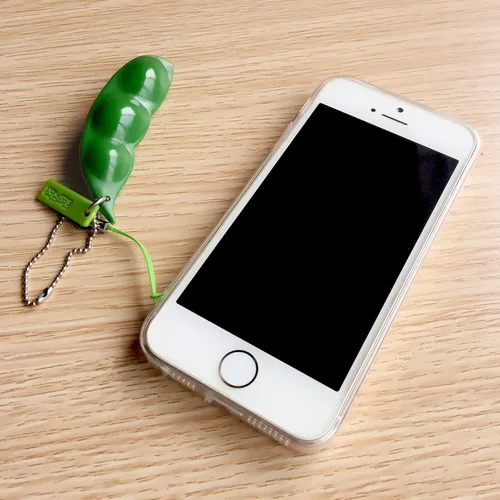Vista 4 de Acerich Paquete de 3 llaveros Edamame Fidget Toys – Squeeze-a-Bean Puchi Puti Mugen Llavero Guisante Llavero Soja Juguetes Regalo
