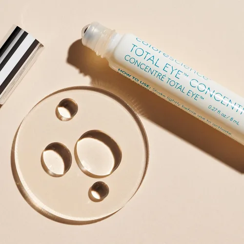 Vista 2 de Colorescience Total Eye Concentrate Serum .27 fl oz. para ojeras, hinchazón, líneas finas y arrugas, y deshidratación
