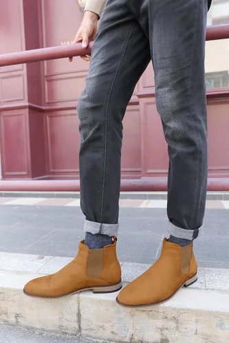 Vista 7 de Coutgo Botas Chelsea para hombre, botas de vestir cómodas de gamuza, botas de tobillo Chukka
