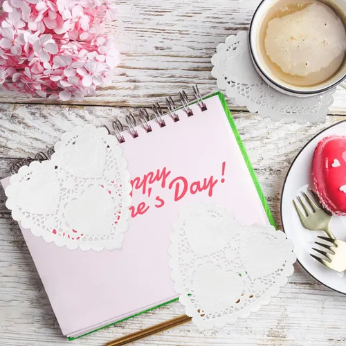 Vista 4 de 200 piezas de juguetes de San Valentín con forma de corazón de 4 pulgadas con encaje para el día de San Valentín, manualidades, boda, cumpleaños