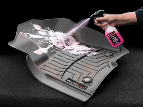 Vista 3 de WeatherTech Tech Care - Limpiador de revestimientos de suelo y tapetes