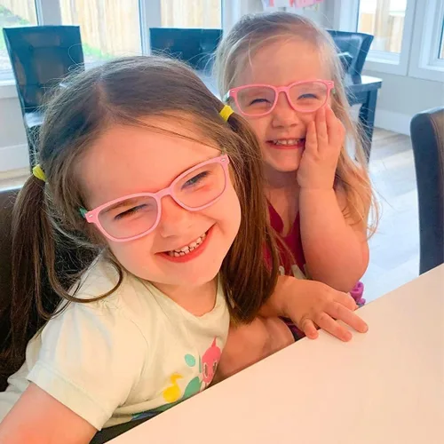 Vista 5 de SUNOVELTIES Paquete de 12 gafas cuadradas ultraligeras sin lente para disfraz, color neón, recuerdos de fiesta para niños y niñas, accesorios