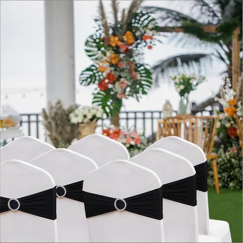 Vista 6 de Paquete de 50 bandas negras de elastano para sillas de boda, lazos con hebillas para fiestas, cumpleaños, fiestas, banquetes de jubilación