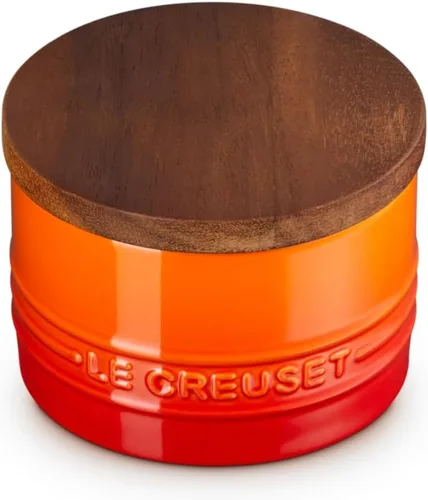 Vista 10 de Le Creuset Signature Salero y Recipiente de Almacenamiento con Tapa de Madera, 26 oz., Cerise