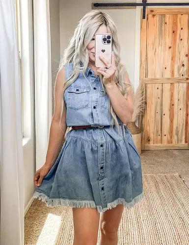 Vista 5 de luvamia Vestido de mezclilla corto con solapa sin mangas y botones para mujer