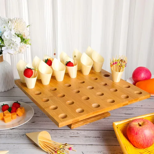 Vista 5 de Rtteri - 150 conos de madera desechables para alimentos con 36 agujeros, soporte de exhibición de cono de helado de bambú y 150 palitos de bambú
