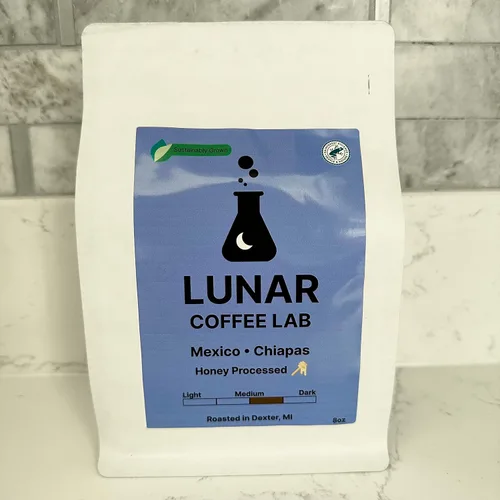 Vista 17 de Lunar Coffee Lab Café orgánico medio tostado medio descafeinado medio – Proceso de agua de montaña medio descafeinado Guatemala, mitad reliquia