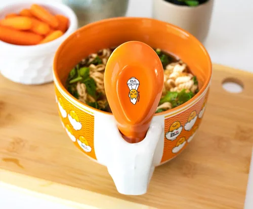 Vista 6 de Sanrio Gudetama x Nissin Top Ramen - Taza de sopa de cerámica de 24 onzas con cuchara Tazón para helado, cereales, avena Taza de café grande