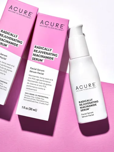Vista 3 de Acure Suero de niacinamida rejuvenecedor radicalmente – Suero de apoyo facial antienvejecimiento con niacinamida, aceite de semilla de cáñamo y zinc
