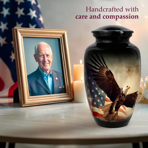 Vista 5 de Trupoint Memorials Urnas de cremación para cenizas humanas, urna de entierro decorativa militar y patriótica para veteranos hombres y mujeres