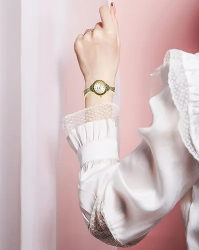 Vista 4 de Relojes para mujer, reloj de pulsera vintage para mujer, reloj de cuarzo de moda, fácil de leer, relojes de pulsera